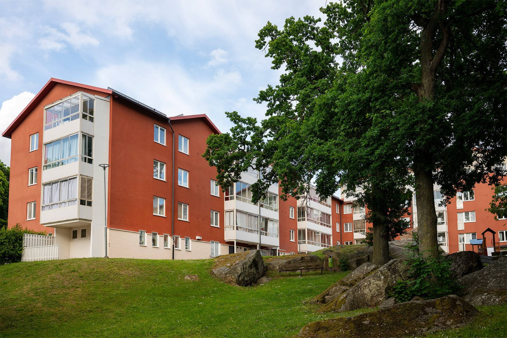 Södra Bellevuevägen 3, Kronotorpsvägen 5