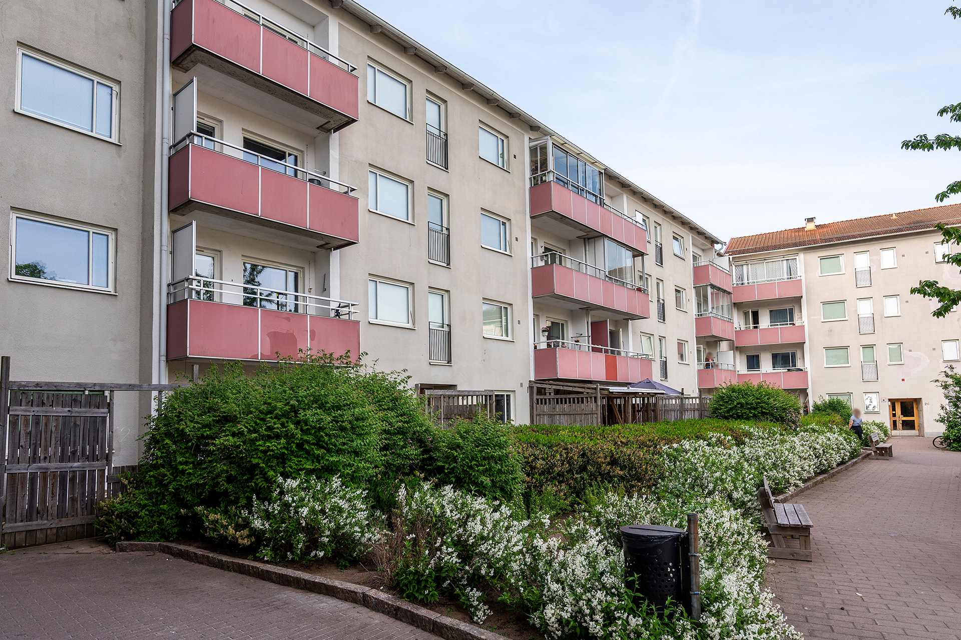 Gullabergsvägen 2-4